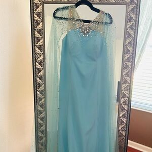 Jenny Packham dress. Size US 8-10